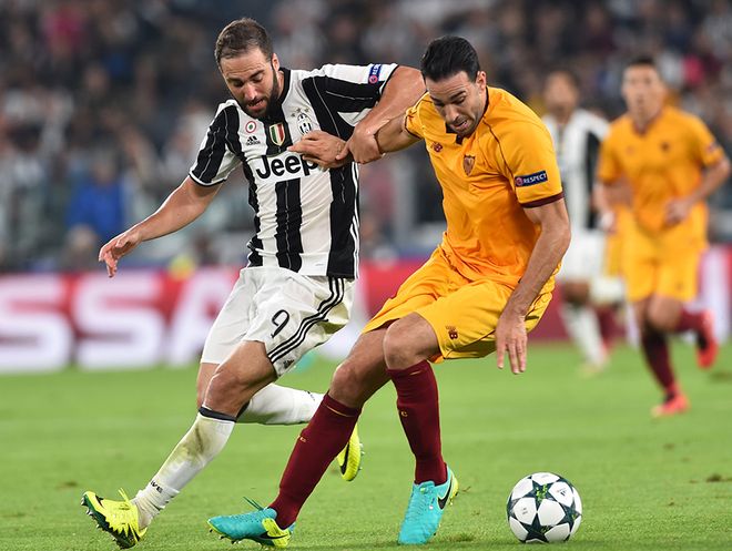 官方：因燃放烟花等行为，拜仁被罚款4.6万欧+关闭主场部分看台（官方通报：拜仁因燃放烟花等违规被罚4.6万欧，主场部分看台将关闭）