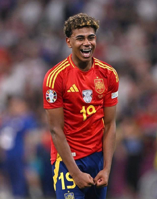 半场：浙江1-1海牛，弗兰克告别战破门，韦林顿-席尔瓦扳平