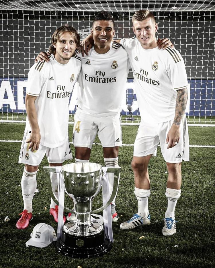 直接颁奖！雷速中超评选：法比奥大四喜，当选第30轮MVP