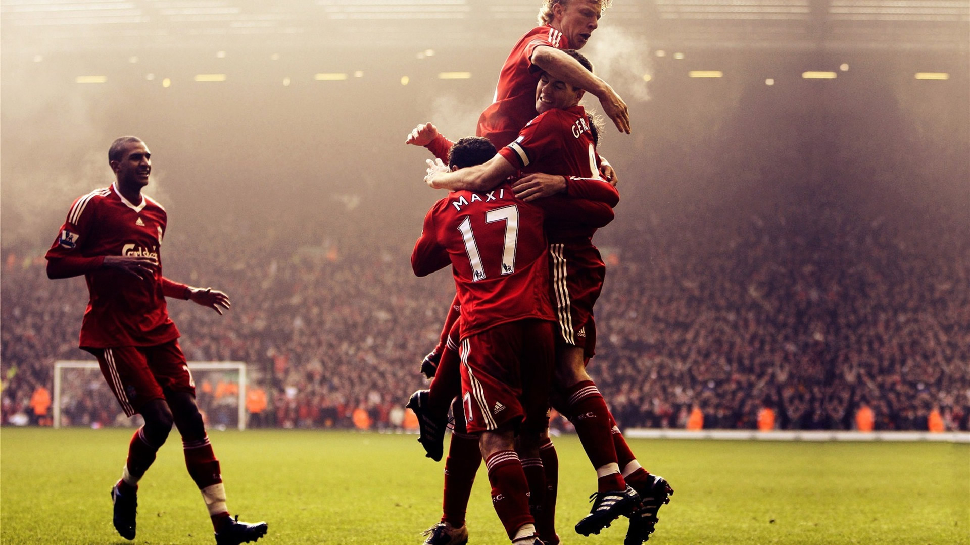 3场造5球！曼联球星大爆发，英超第1中场，31岁依然如此犀利（三战造5球！曼联核心火力全开，31岁仍是英超最强中场）