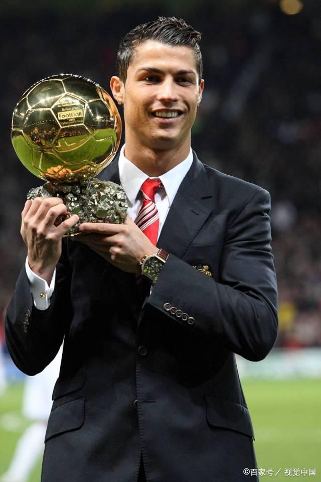 大卫-路易斯：最大遗憾是没和巴黎拿欧冠；恩里克是我的榜样（大卫-路易斯：最遗憾未能随巴黎夺欧冠，恩里克是我榜样）