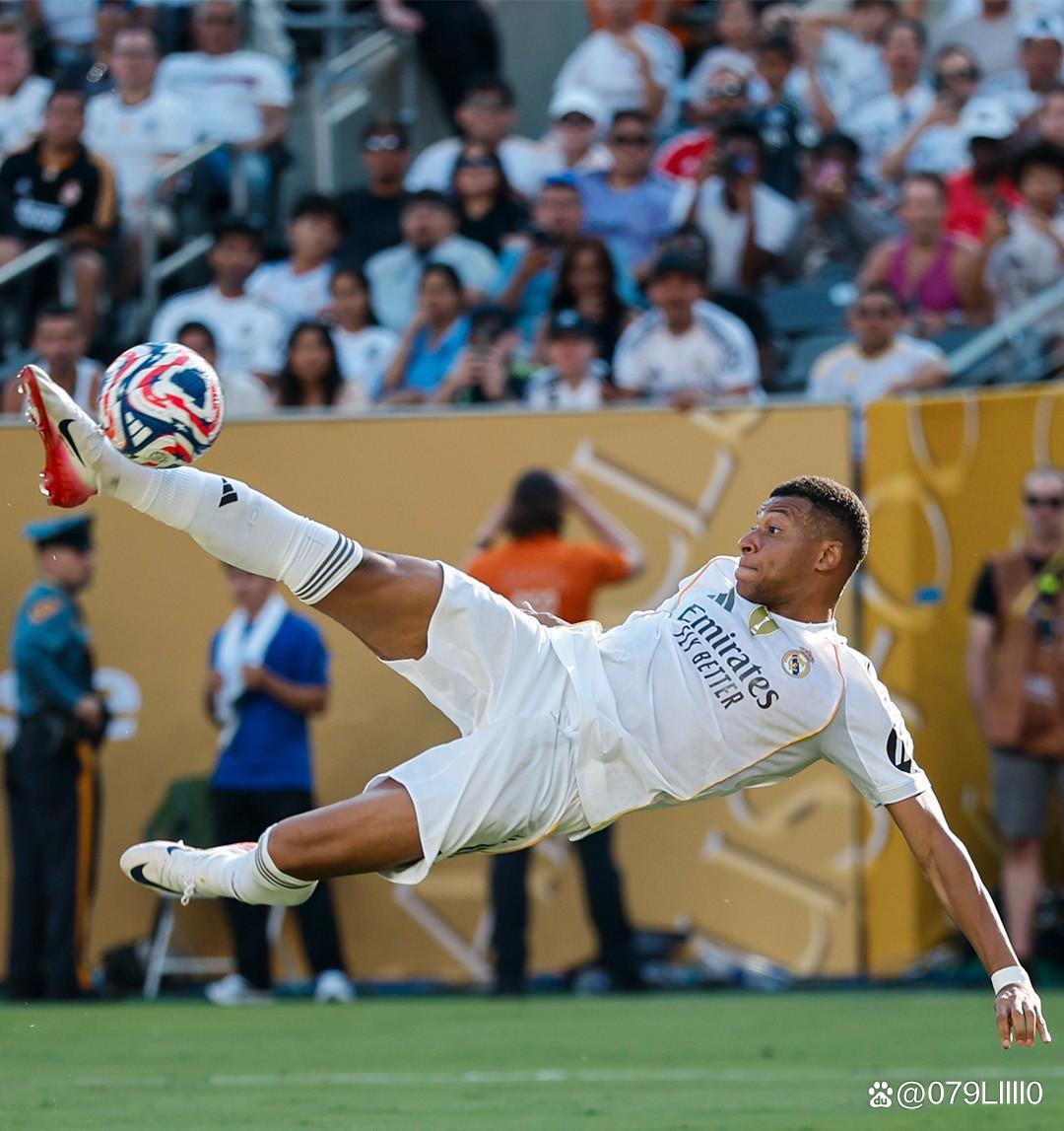 地上足球：曼城放水仍然小胜？只有齐达内能拯救这支皇马！（地上足球：曼城疑留力仍小胜，皇马还能靠齐达内力挽狂澜？）