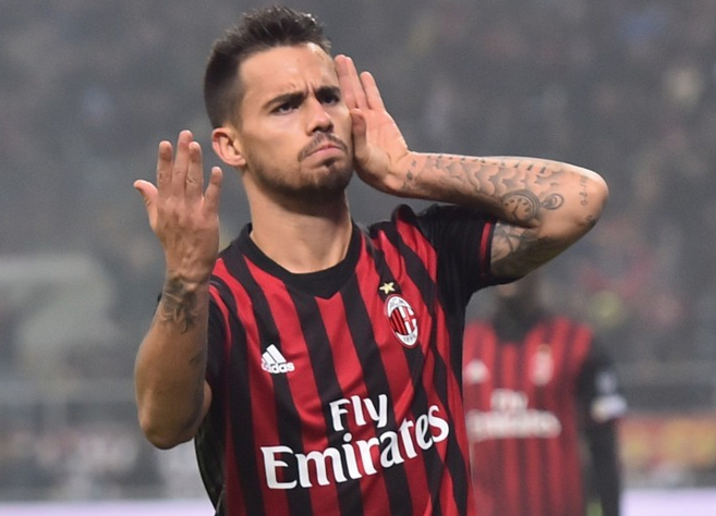 名记：字母最近向队友强调专注篮球的重要性，别被外界声音干扰